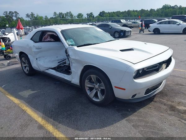 2015 DODGE CHALLENGER SXT