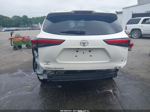2021 TOYOTA HIGHLANDER XLE