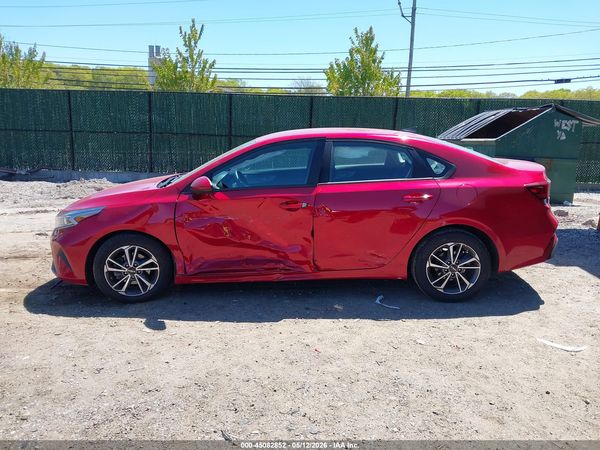2022 KIA FORTE LXS