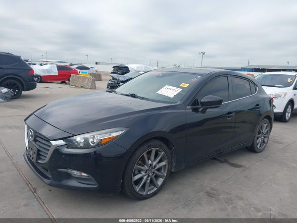 2018 MAZDA MAZDA3 TOURING