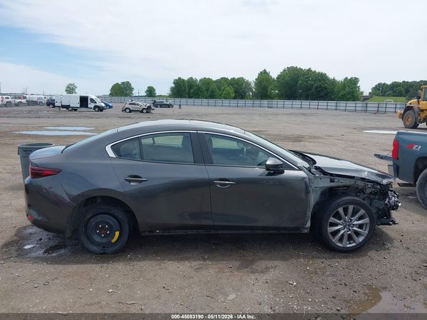 2022 MAZDA MAZDA3 PREFERRED