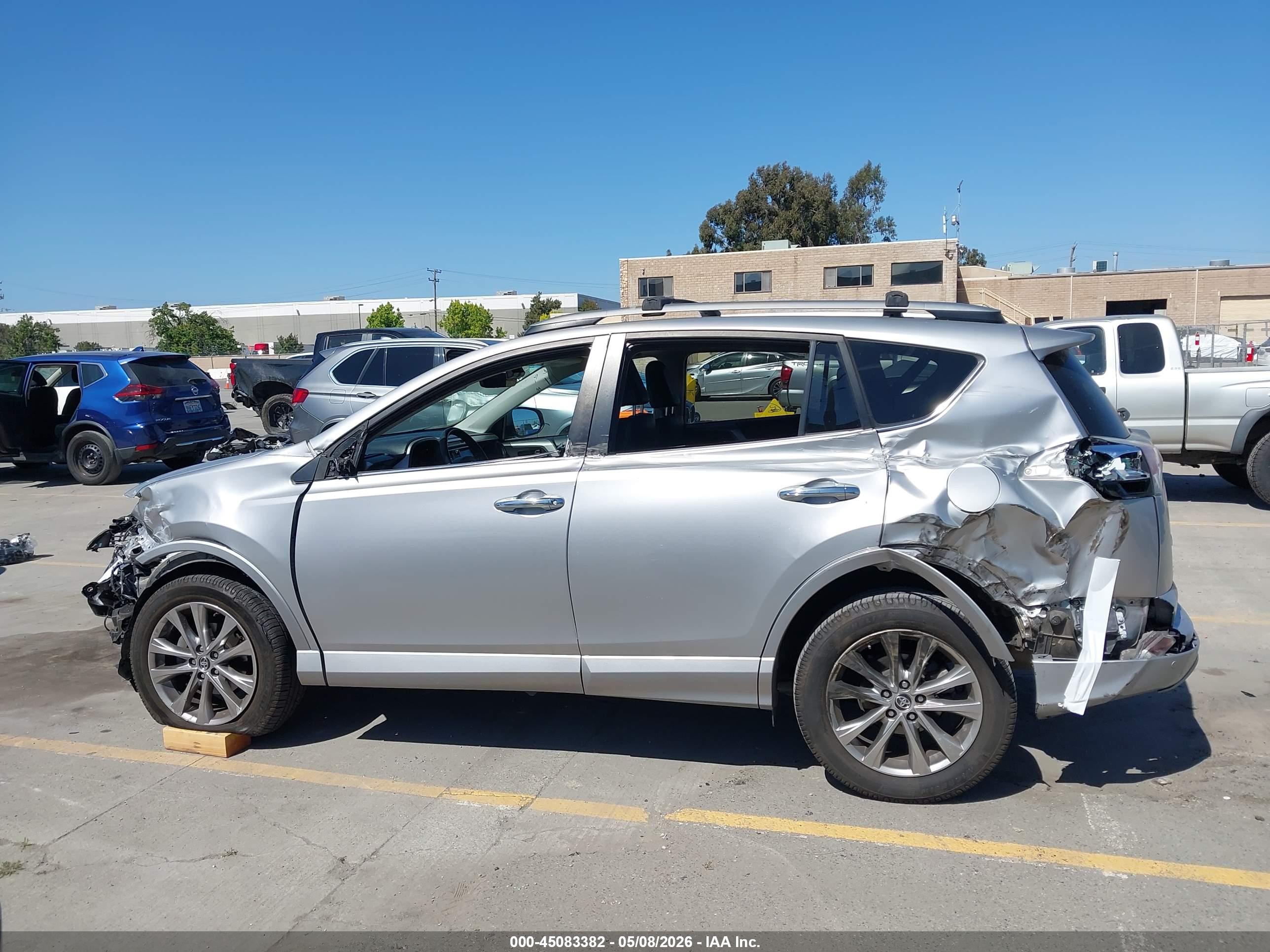 2017 TOYOTA RAV4 PLATINUM