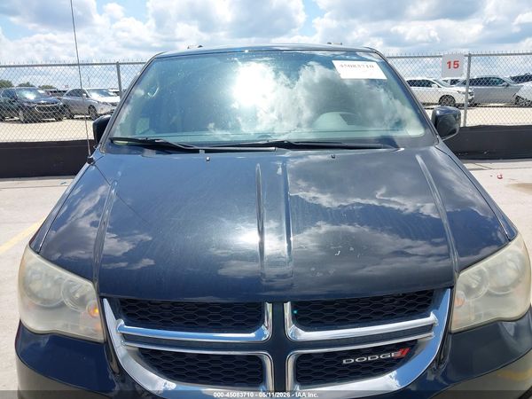 2013 DODGE GRAND CARAVAN SXT — I6