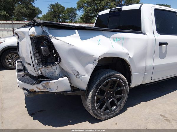 2024 RAM 1500 LARAMIE  4X4 5'7 BOX