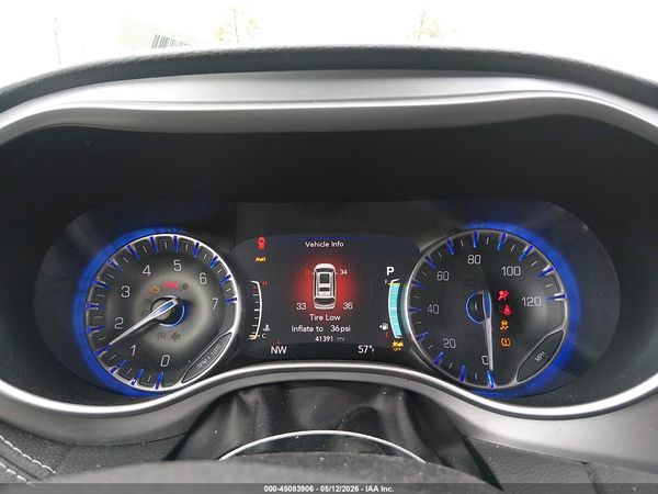 2023 CHRYSLER PACIFICA TOURING L AWD — I7