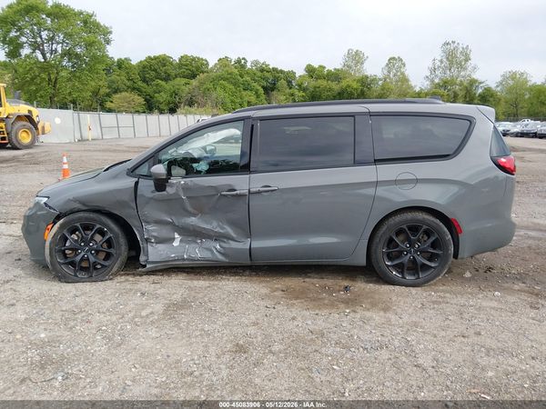 2023 CHRYSLER PACIFICA TOURING L AWD — I117
