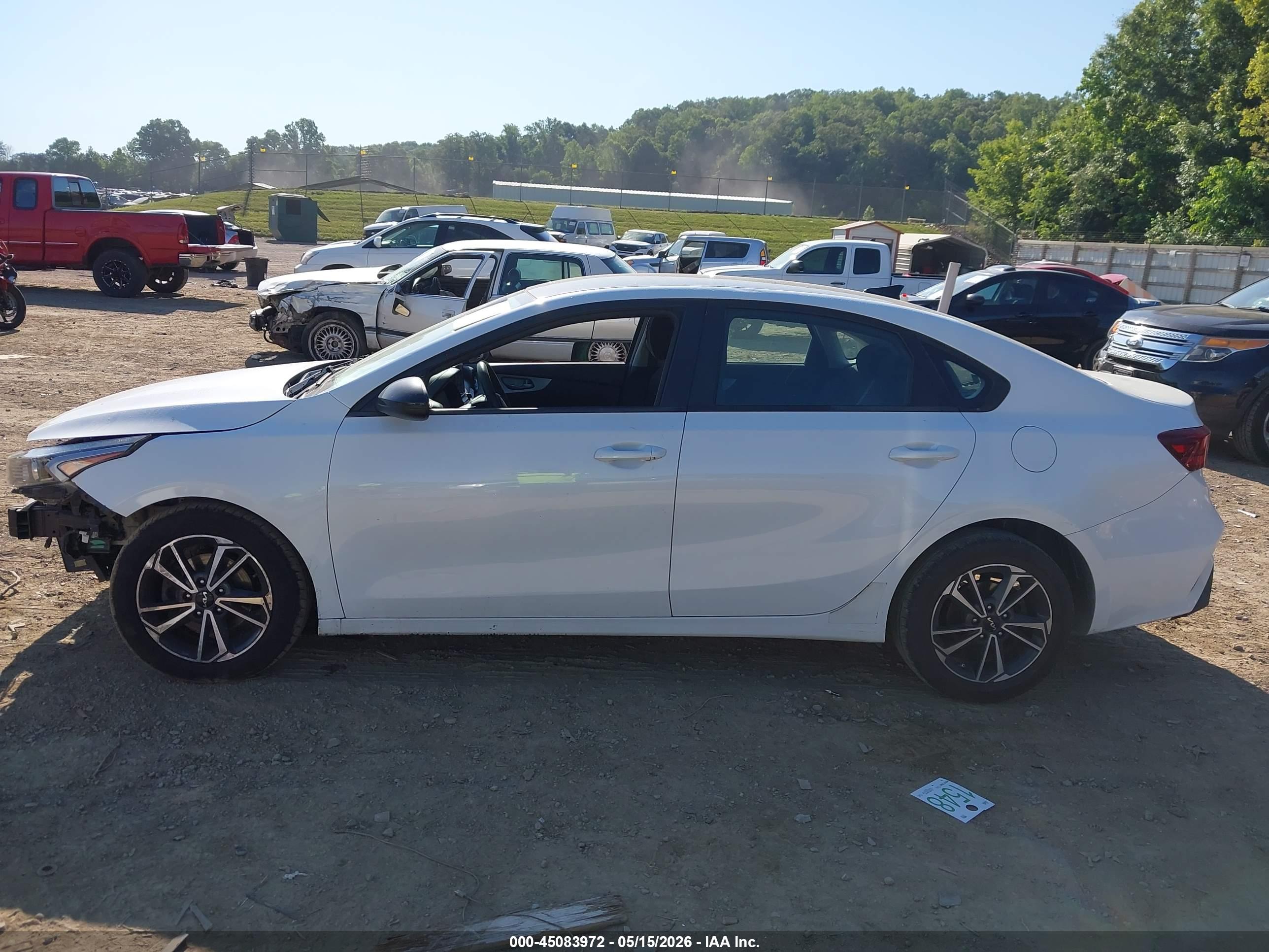 2022 KIA FORTE LXS