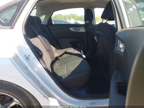 2022 KIA FORTE LXS