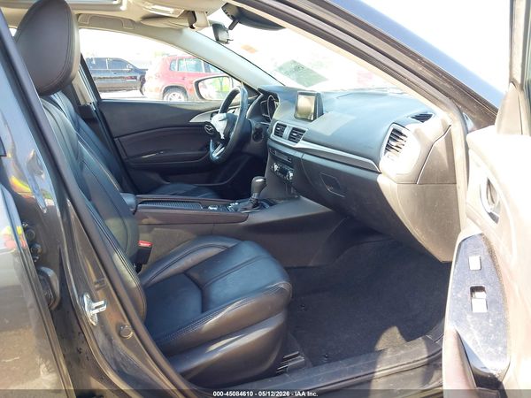 2017 MAZDA MAZDA3 TOURING