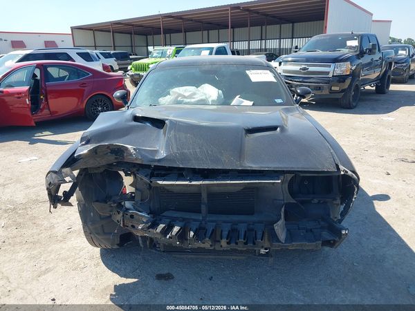 2018 DODGE CHALLENGER SXT