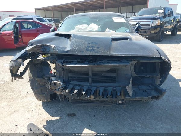 2018 DODGE CHALLENGER SXT
