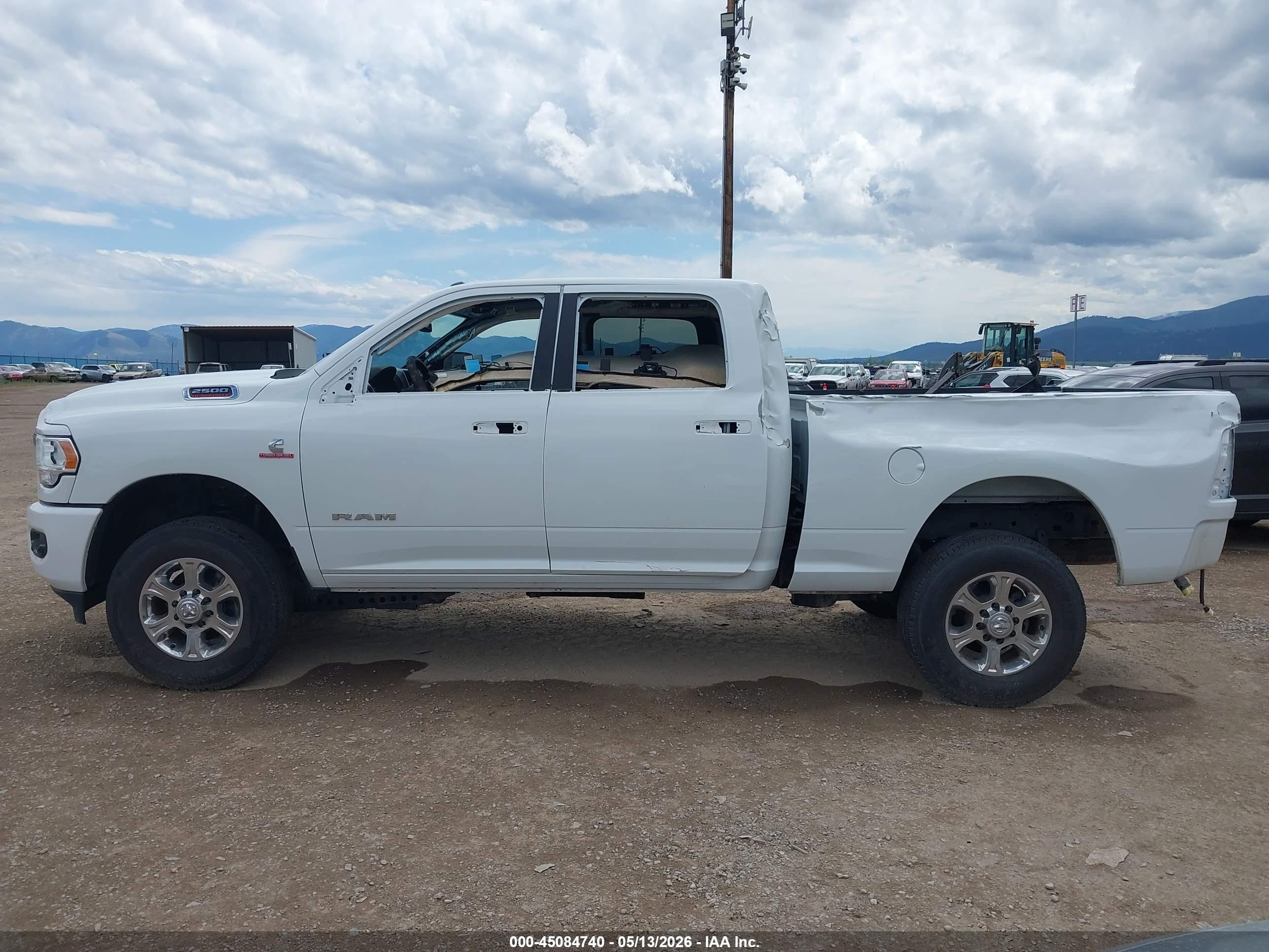 2024 RAM 2500 BIG HORN  4X4 6'4 BOX