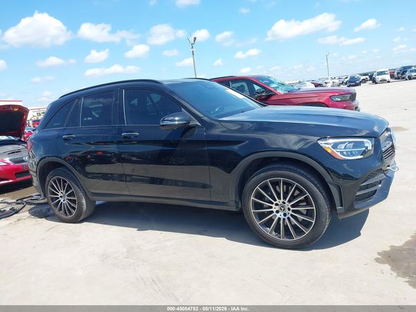 2022 MERCEDES-BENZ GLC 300 SUV