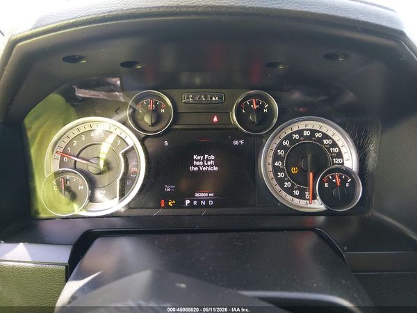 2016 RAM 1500 SPORT