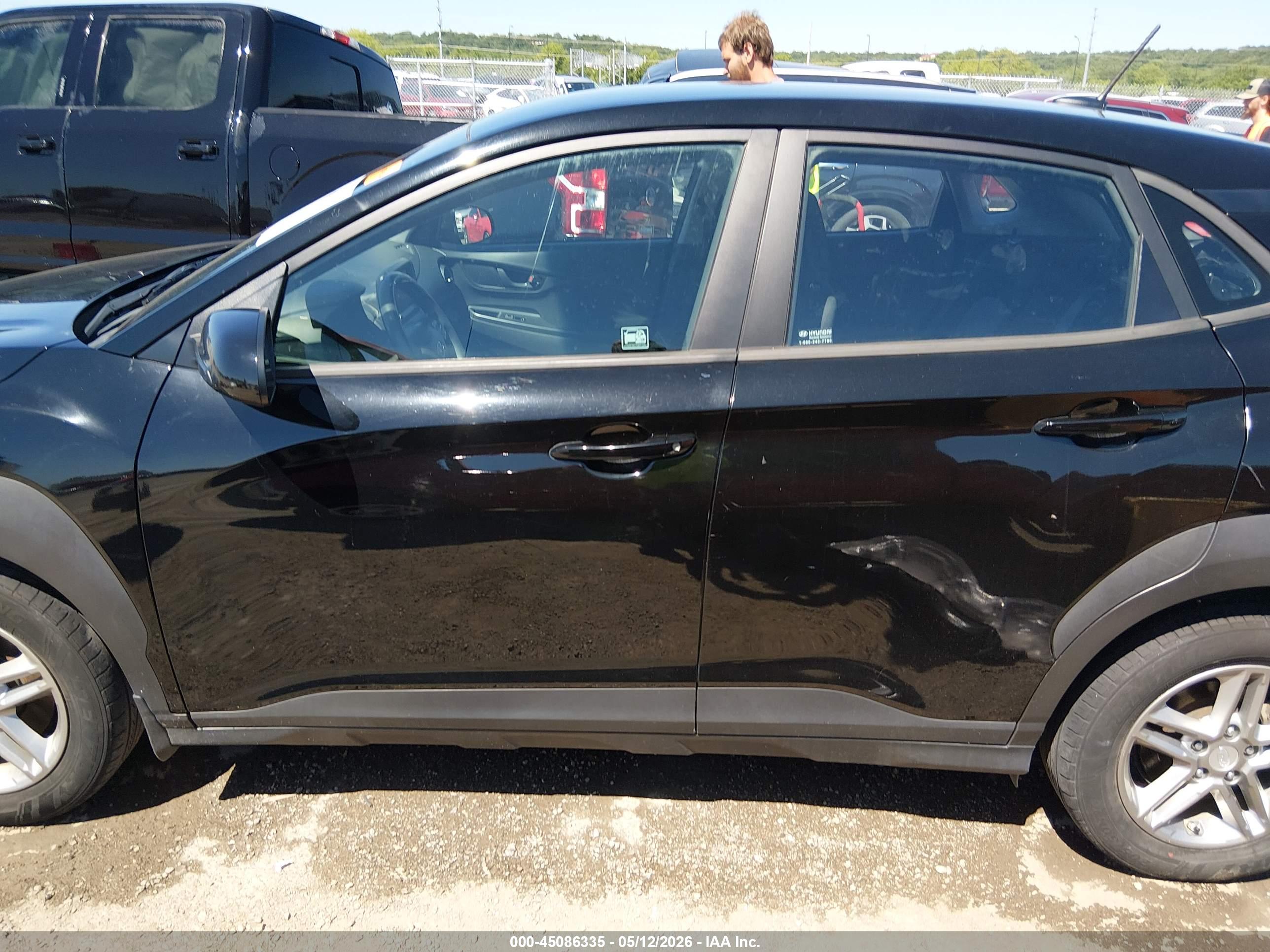 2020 HYUNDAI KONA SE