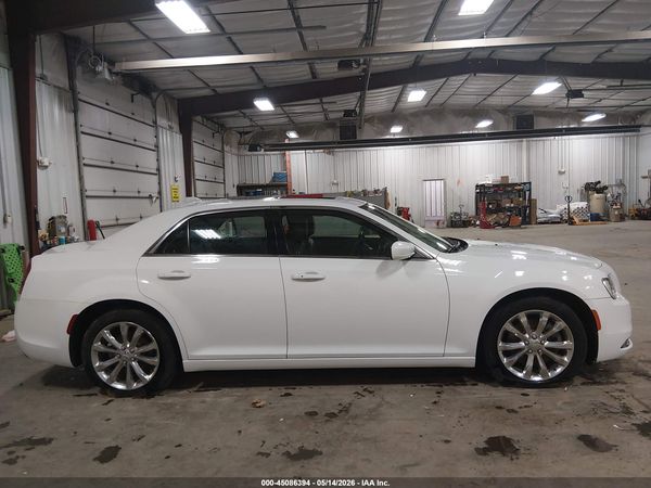 2015 CHRYSLER 300 LIMITED