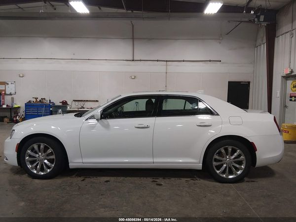 2015 CHRYSLER 300 LIMITED