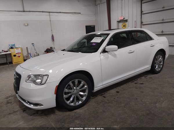 2015 CHRYSLER 300 LIMITED