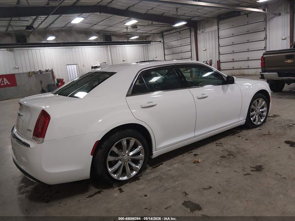 2015 CHRYSLER 300 LIMITED