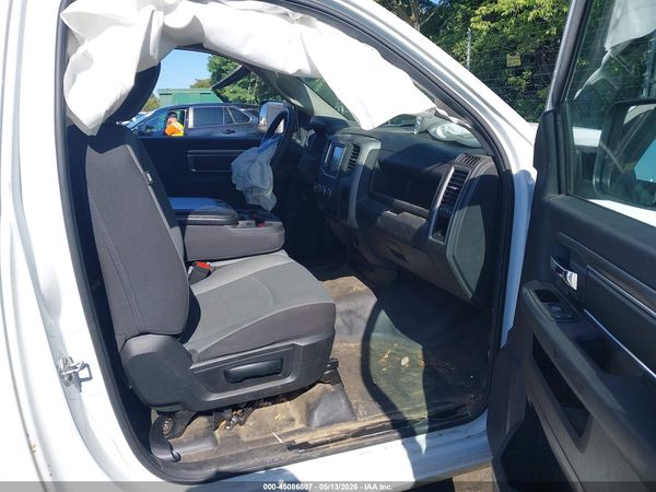2023 RAM 1500 CLASSIC TRADESMAN  4X2 8' BOX