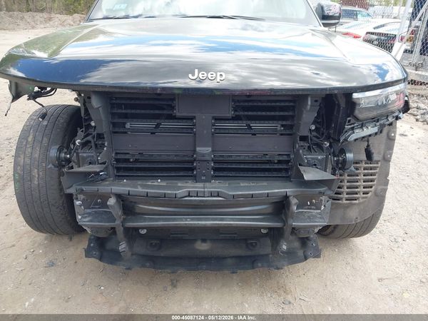 2023 JEEP GRAND CHEROKEE L LAREDO 4X4