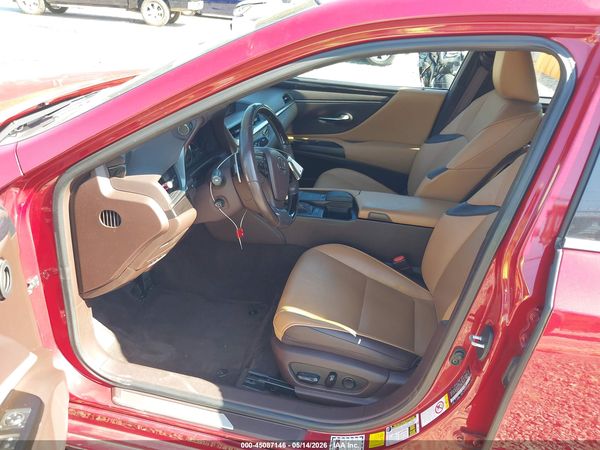 2019 LEXUS ES 350
