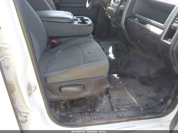 2019 RAM 1500 CLASSIC TRADESMAN  4X4 5'7 BOX