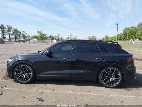 2021 AUDI SQ8