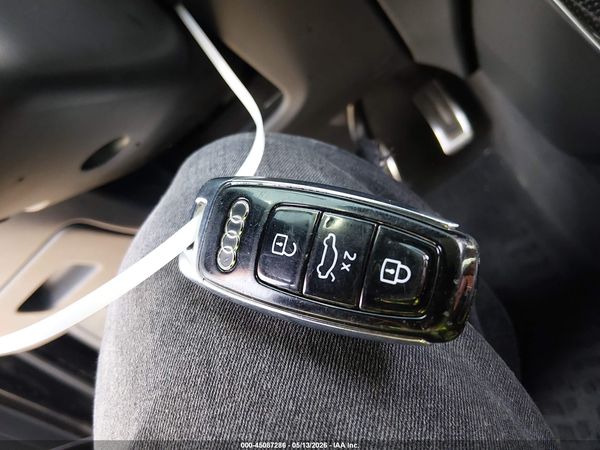2021 AUDI SQ8