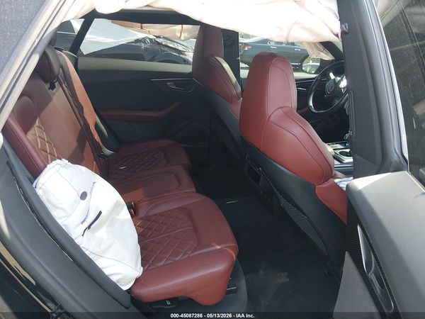 2021 AUDI SQ8