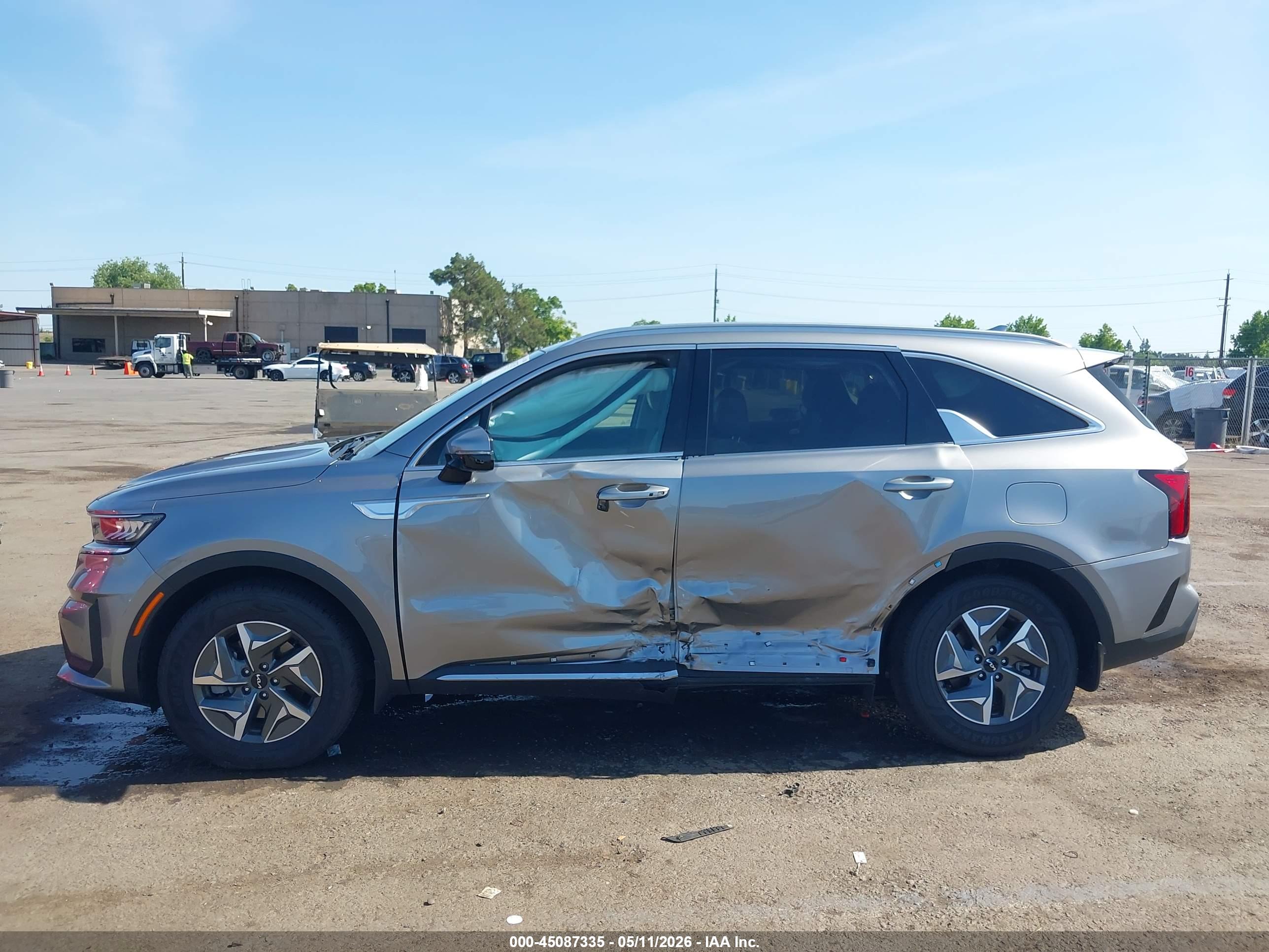2022 KIA SORENTO HYBRID S