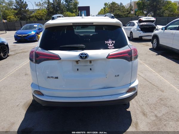 2018 TOYOTA RAV4 LE