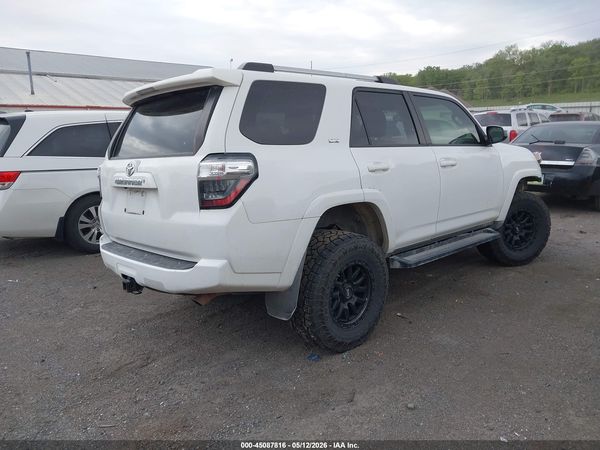 2021 TOYOTA 4RUNNER SR5