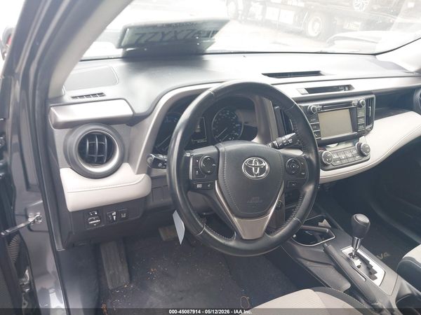 2017 TOYOTA RAV4 XLE