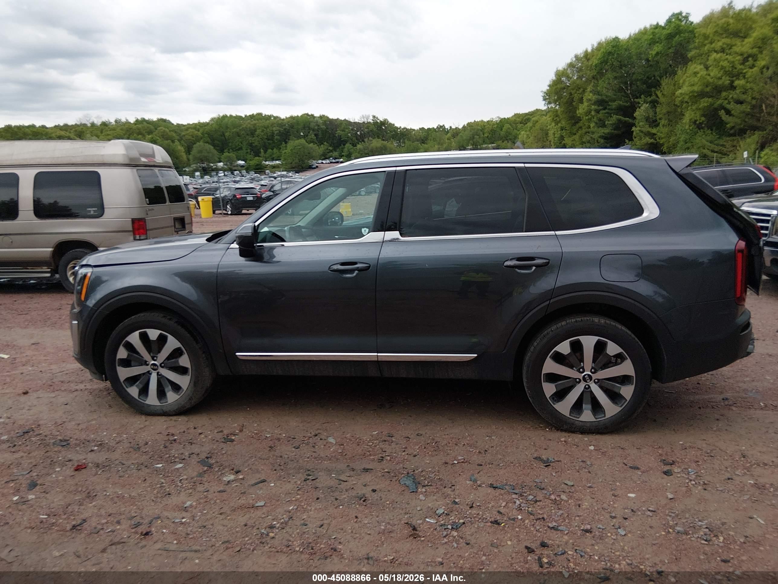 2021 KIA TELLURIDE EX