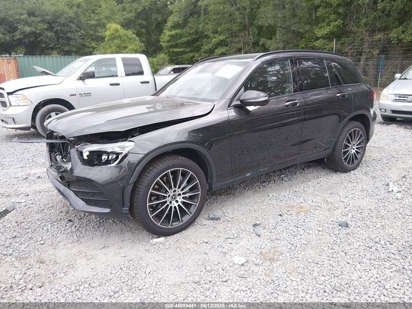 2022 MERCEDES-BENZ GLC 300 SUV