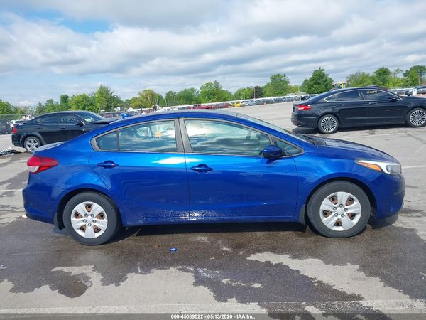 2017 KIA FORTE LX