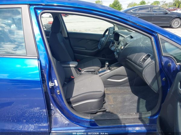 2017 KIA FORTE LX