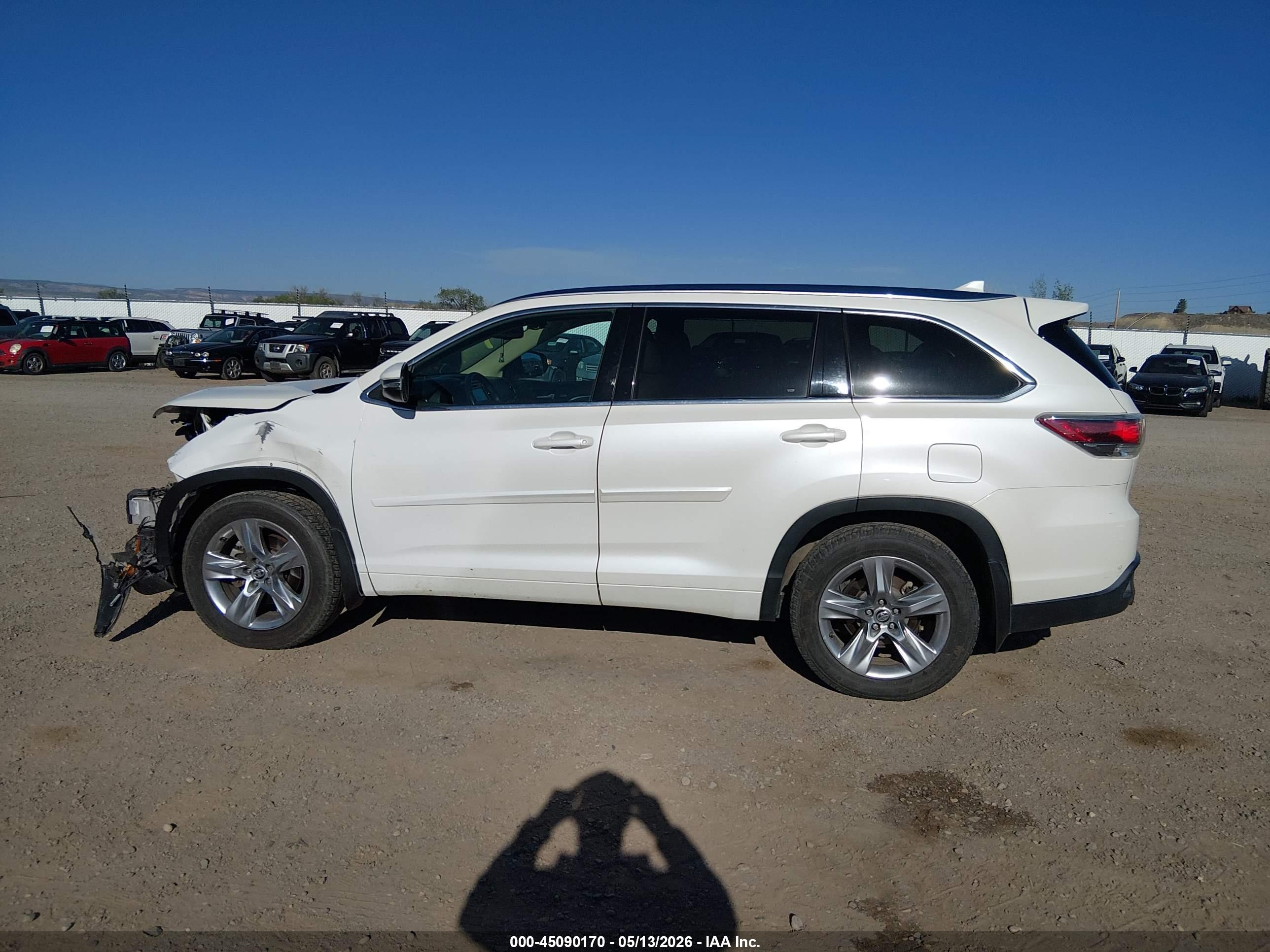 2016 TOYOTA HIGHLANDER LIMITED V6