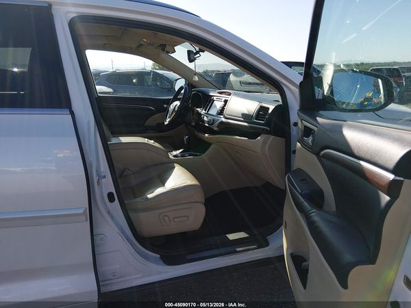 2016 TOYOTA HIGHLANDER LIMITED V6