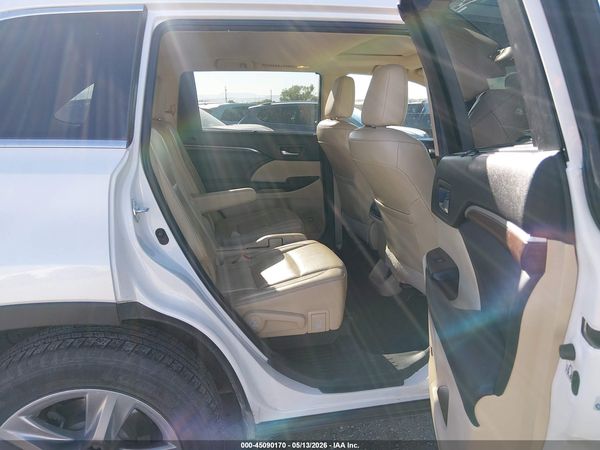 2016 TOYOTA HIGHLANDER LIMITED V6