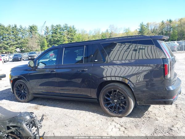 2024 CADILLAC ESCALADE ESV 4WD SPORT
