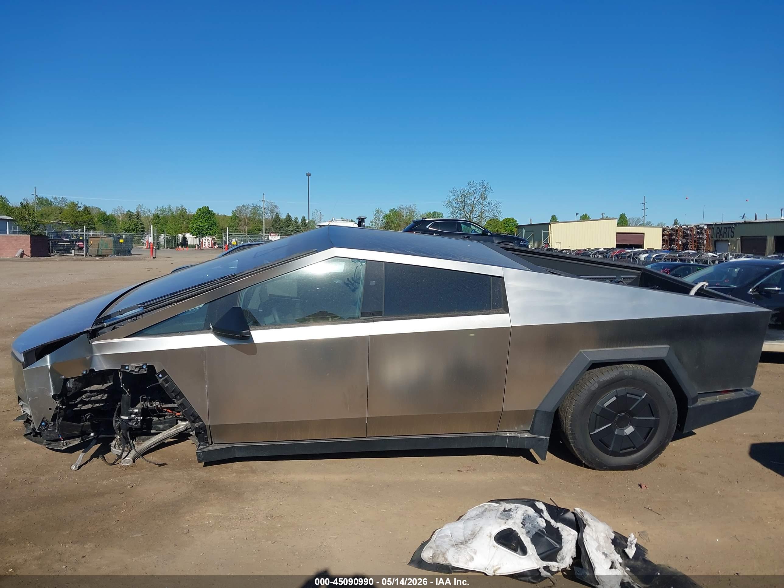 2025 TESLA CYBERTRUCK ALL-WHEEL DRIVE