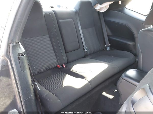 2017 DODGE CHALLENGER SXT