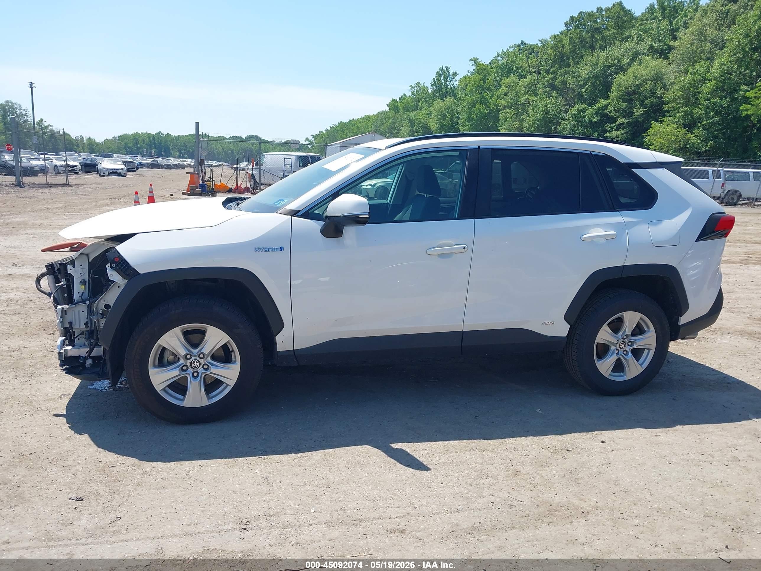 2021 TOYOTA RAV4 HYBRID XLE