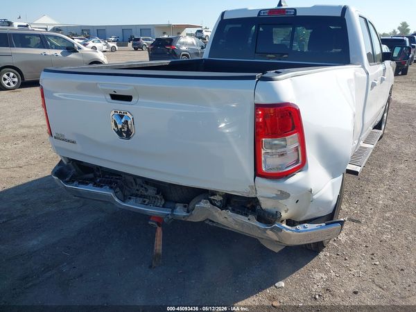 2022 RAM 1500 BIG HORN  4X2 6'4 BOX