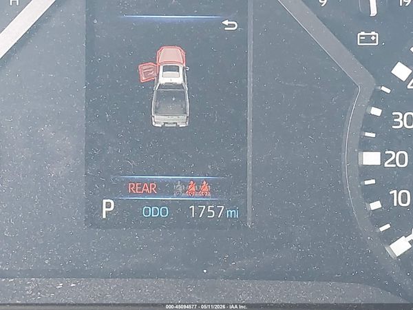 2025 TOYOTA TUNDRA SR5