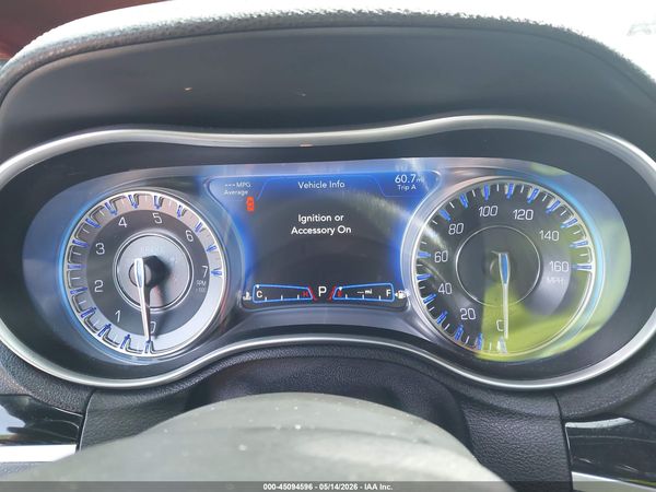 2021 CHRYSLER 300 300S — I7