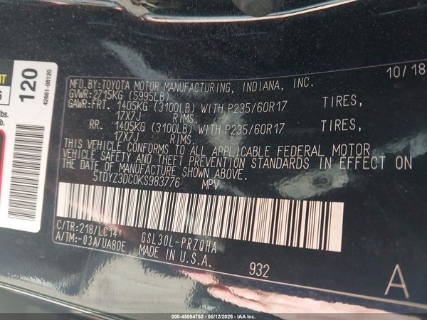 2019 TOYOTA SIENNA XLE 8 PASSENGER