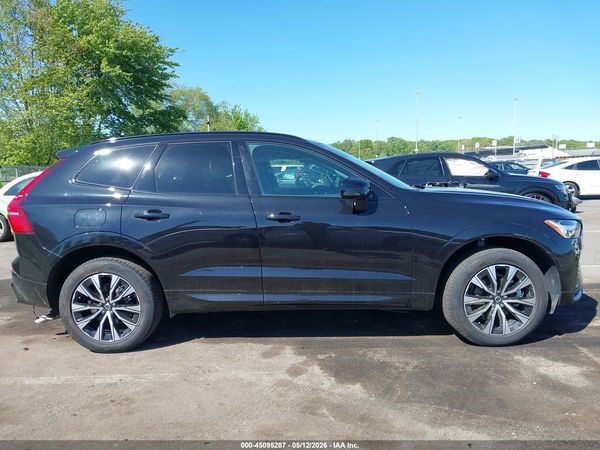 2025 VOLVO XC60 B5 CORE